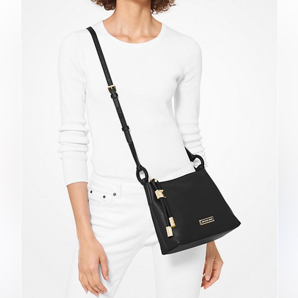 EUC MICHAEL MICHAEL KORS Lexington Large Pebbled Leather Crossbody Bag